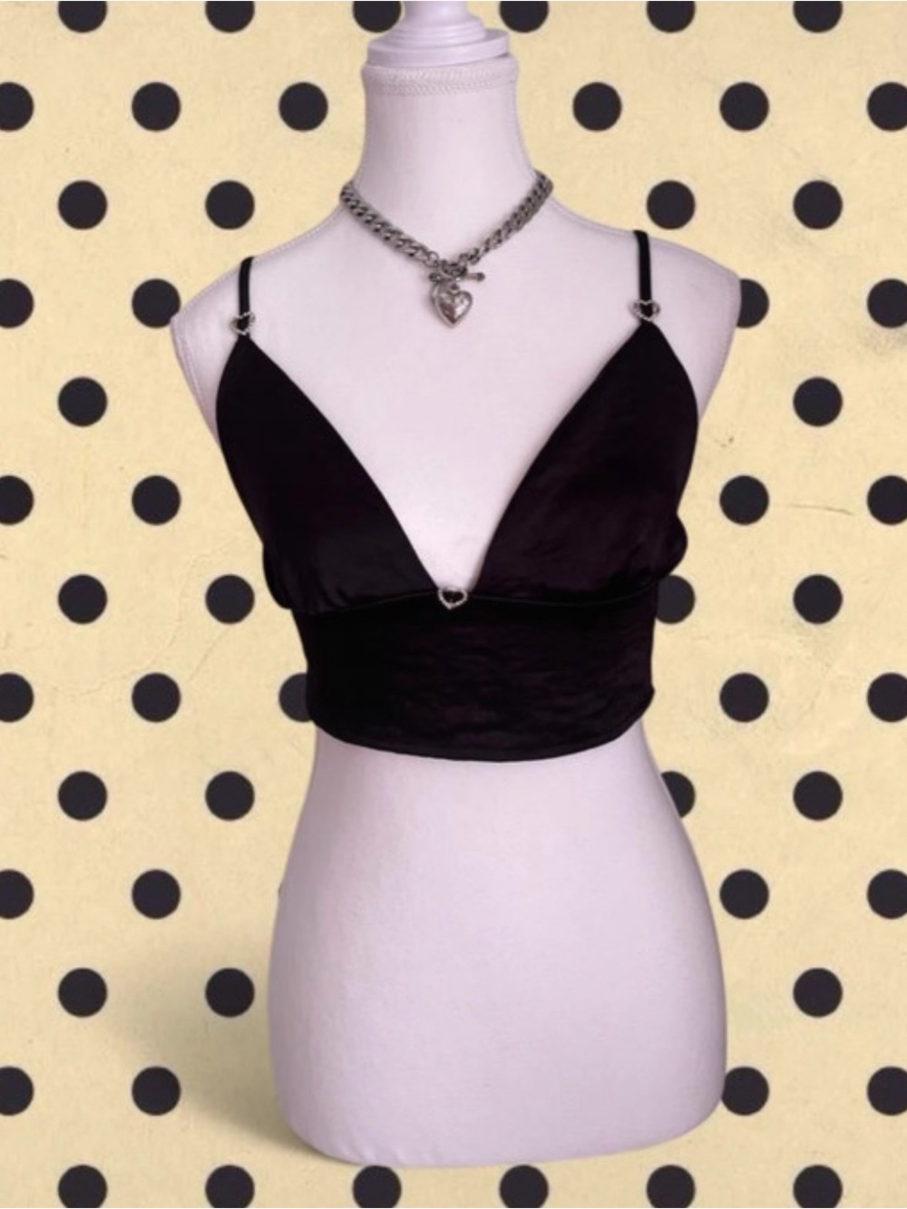 La Hearts Black V-Neck Cropped Bralette Tank